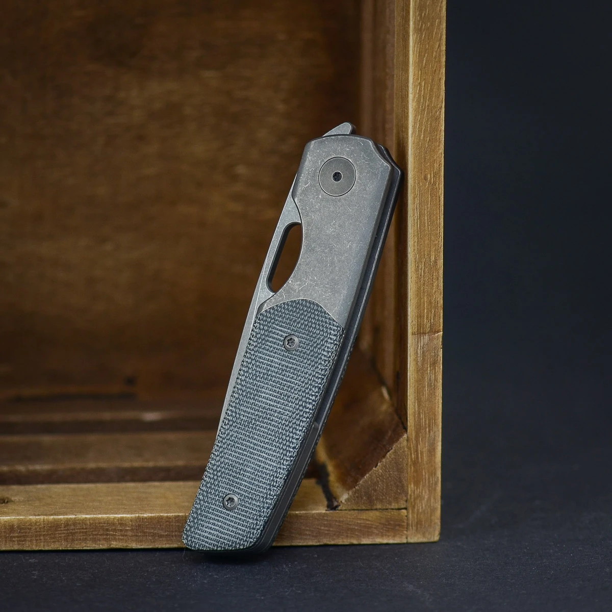 Bergblades Sweeney - Image 3