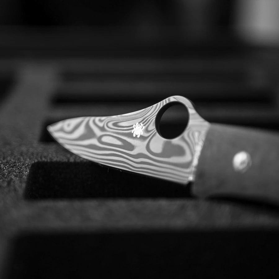 Spyderco SpyOpera Carbon Fiber Damasteel Sprint Run PlainEdge - Image 2