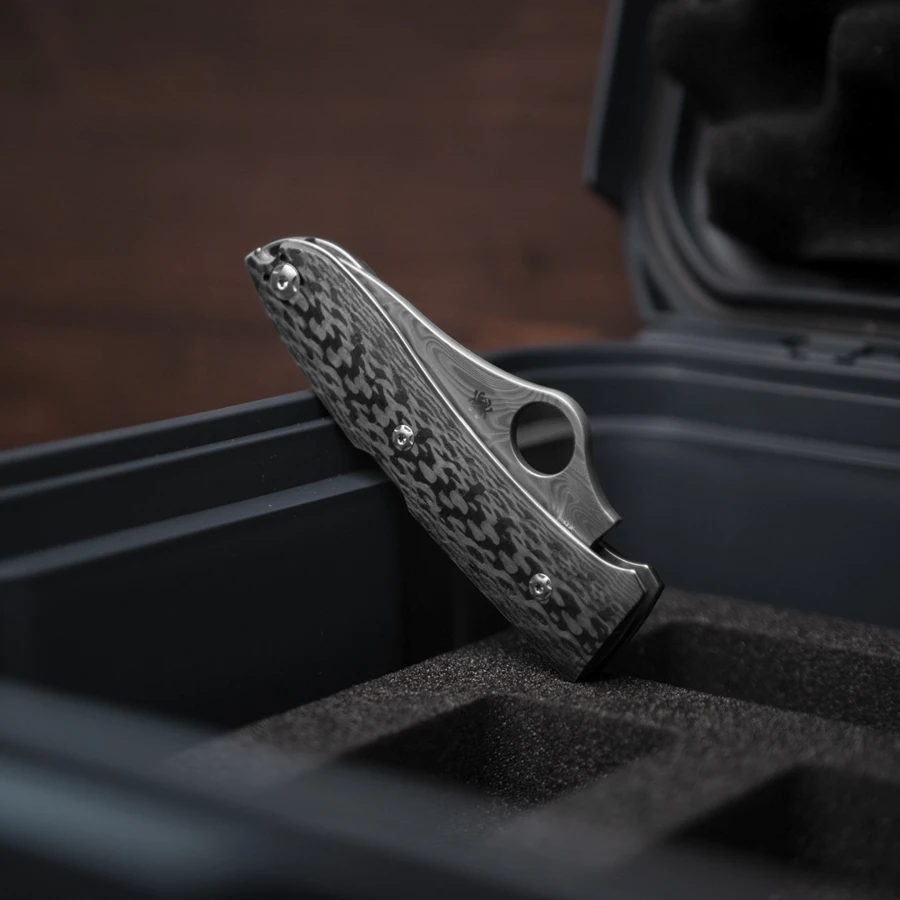 Spyderco SpyOpera Carbon Fiber Damasteel Sprint Run PlainEdge - Image 3