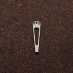 Daily Customs Clip Window