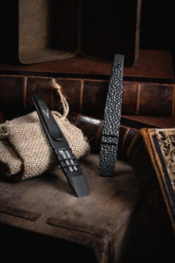 Vero Fulcrum Pitted Blackwashed