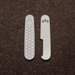 Daily Customs 91 Mm Honeycomb 2D Titan