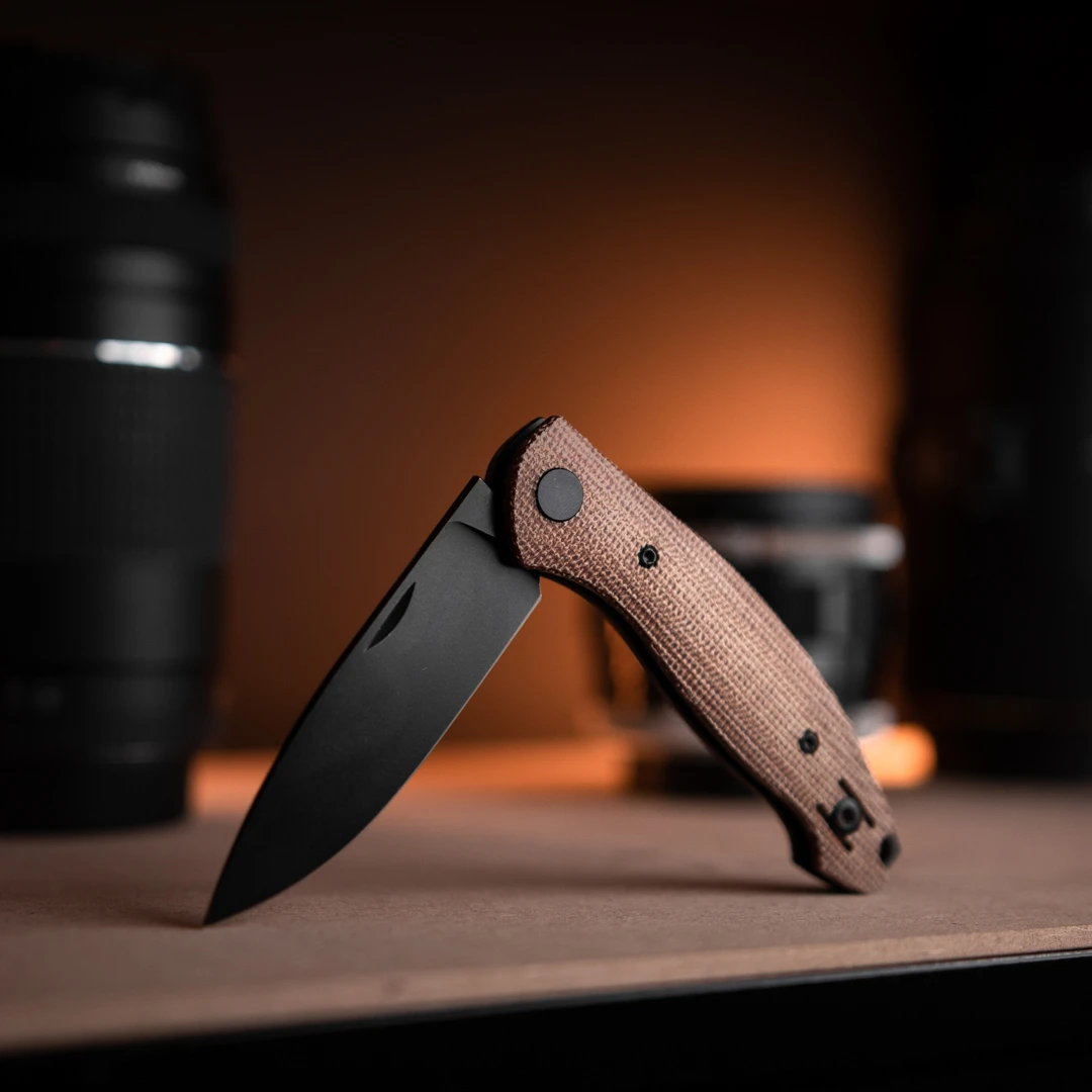 GiantMouse ACE Farley Knife Lounge Exclusive - Image 2